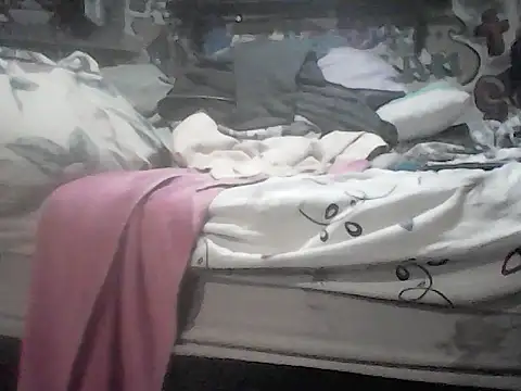 Twoslipperywhenwett online show from March 2026 04:45:01 PM