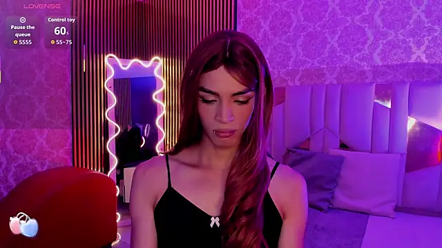 Snapshot of LIHIAN_TAY chatting on November 2025 03:54:02 AM LIHIAN TAY online show from November 2025 03:54:02 AM