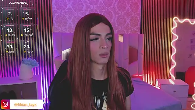 Snapshot of LIHIAN_TAY chatting on October 2025 03:38:01 AM LIHIAN TAY online show from October 2025 03:38:01 AM