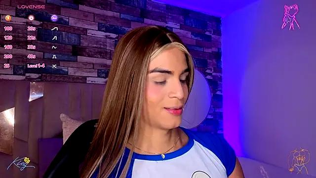 LIHIAN TAY online show from June 2026 03:51:01 AM