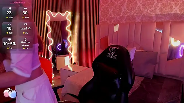 Snapshot of LIHIAN_TAY chatting on November 2025 02:15:02 AM LIHIAN TAY online show from November 2025 02:15:02 AM