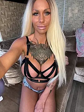 dutchbarbie online show from May 2026 06:33:01 PM