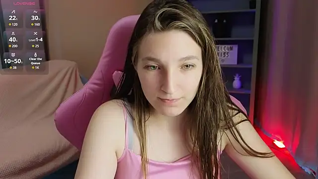 Snapshot of Mia_Myles chatting on October 2025 10:17:01 AM Mia Myles online show from October 2025 10:17:01 AM