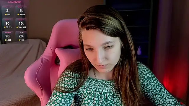 Snapshot of Mia_Myles chatting on September 2025 10:16:02 AM Mia Myles online show from September 2025 10:16:02 AM