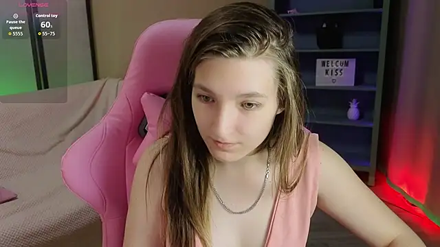 Snapshot of Mia_Myles chatting on October 2025 10:28:01 AM Mia Myles online show from October 2025 10:28:01 AM