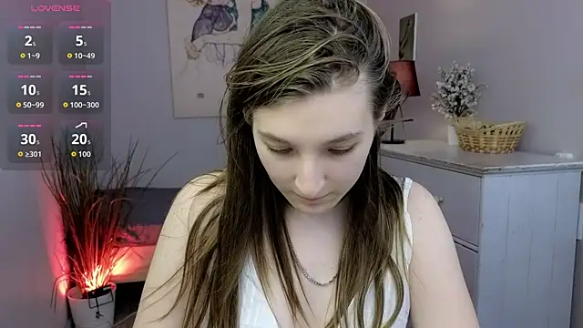 Mia Myles online show from November 2025 02:28:02 PM