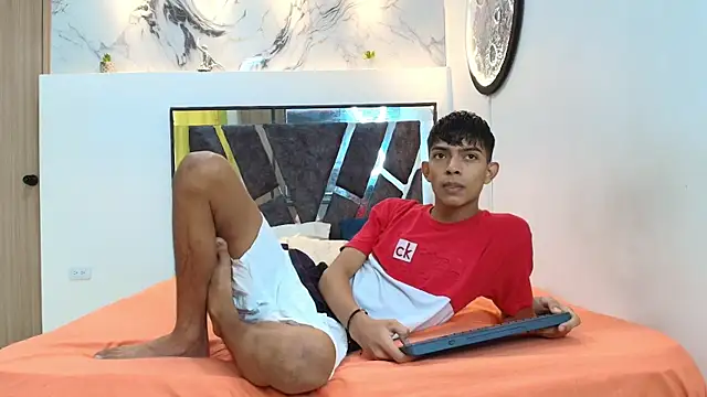 PRETTY SEX1 online show from November 2025 01:26:01 PM