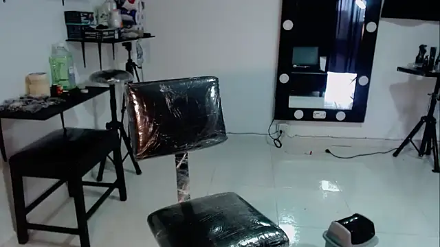 Sam Blue online show from November 2025 01:06:02 PM