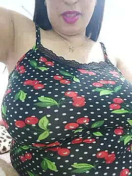 rousaa online show from April 2026 08:32:02 PM