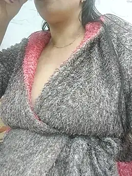 rousaa online show from April 2026 04:12:02 PM