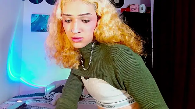 meghan devil  online show from December 2025 04:50:02 AM