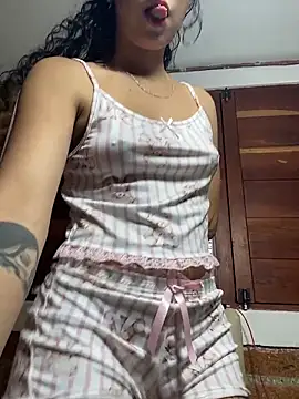 RosseMelody online show from May 2026 01:24:01 AM