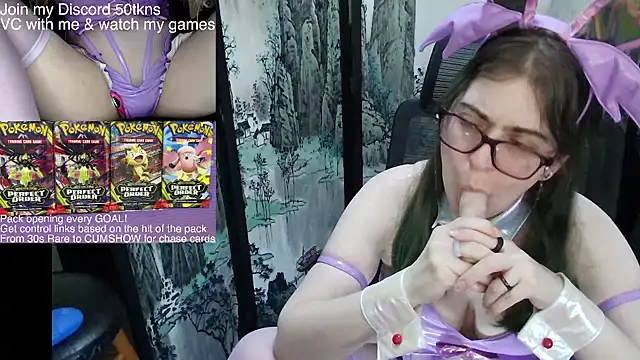 CritKitten online show from April 2026 12:57:02 AM