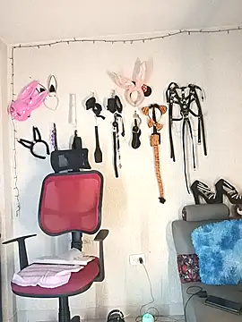 angierot2025 online show from December 2025 12:55:01 AM