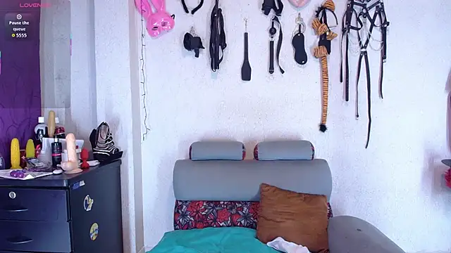 angierot2025 online show from November 2025 02:59:01 AM