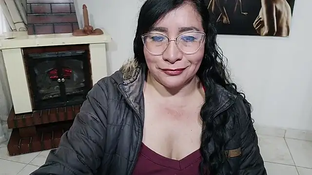 Grace mature milf online show from March 2026 11:40:02 AM