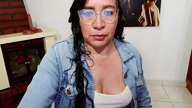 Grace mature milf online show from November 2025 10:18:02 AM