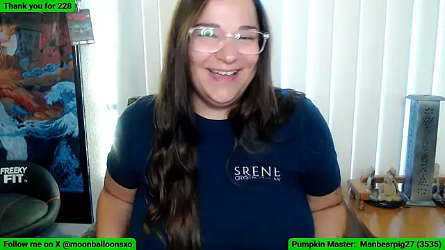 MoonBalloons online show from October 2025 06:56:01 PM