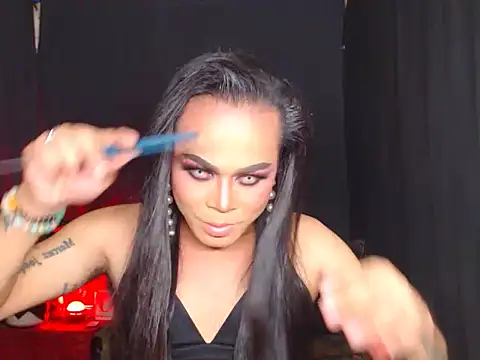 amberliciouss13 online show from November 2025 07:52:02 PM