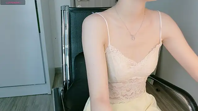 Ryeon 99 online show from May 2026 03:14:01 AM