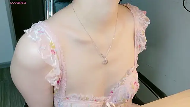 Ryeon 99 online show from May 2026 03:04:01 AM