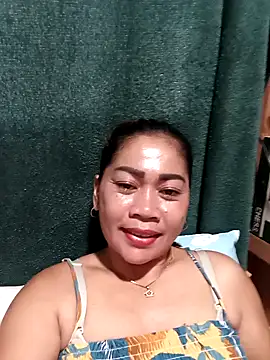 sexybitch 02 online show from June 2026 12:32:02 AM