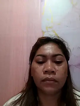 Snapshot of sexybitch_02 chatting on April 2026 10:22:01 PM sexybitch 02 online show from April 2026 10:22:01 PM
