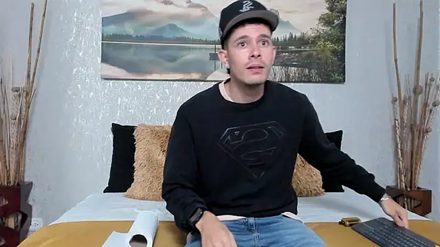 Snapshot of nils_saint chatting on October 2025 04:05:02 AM nils saint online show from October 2025 04:05:02 AM