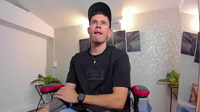 nils saint online show from October 2025 03:51:02 AM