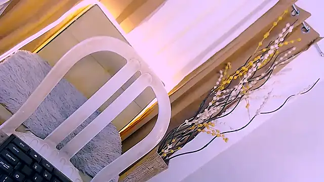 seductive nikki online show from October 2025 09:59:02 PM