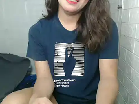 ur asian hotcum69 online show from February 2026 12:44:01 AM