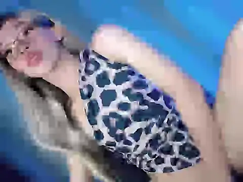 Snapshot of Your_Sweet_Cummer11 chatting on September 2025 08:15:01 PM Your Sweet Cummer11 online show from September 2025 08:15:01 PM