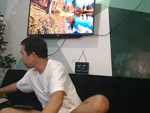 Snapshot of Darkevion chatting on October 2025 11:22:02 AM Darkevion online show from October 2025 11:22:02 AM