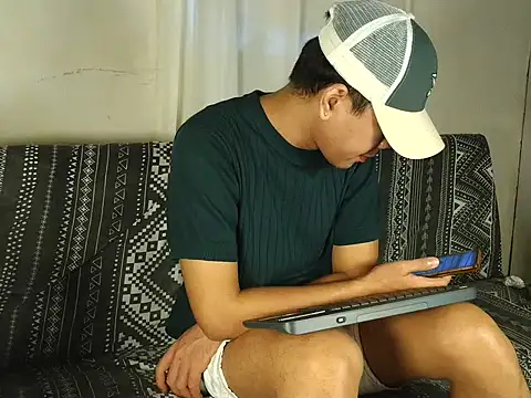 Snapshot of Darkevion chatting on September 2025 01:08:01 AM Darkevion online show from September 2025 01:08:01 AM