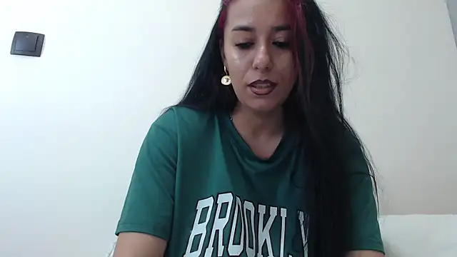 Maryem637048 online show from April 2026 01:12:01 PM