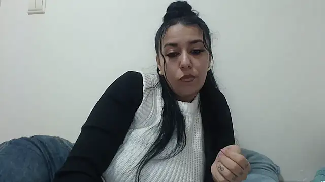 Maryem637048 online show from February 2026 02:05:01 PM