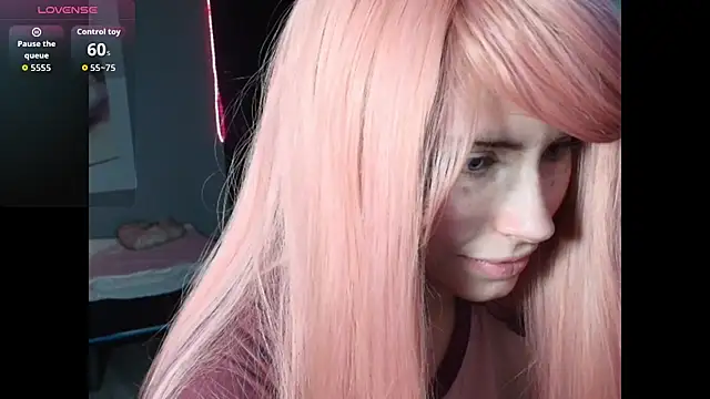 PieraMarch online show from April 2026 07:58:02 PM