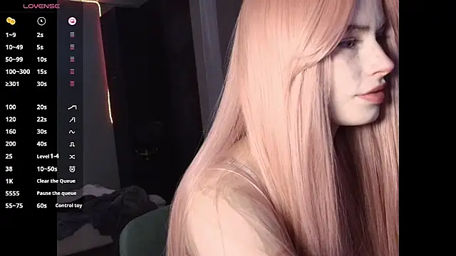 PieraMarch online show from March 2026 07:21:01 PM