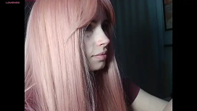 PieraMarch online show from April 2026 07:07:01 PM