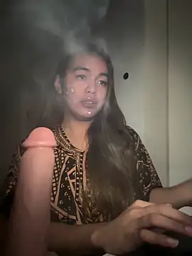 Snapshot of urasianlady chatting on November 2025 11:49:01 PM urasianlady online show from November 2025 11:49:01 PM