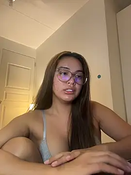 urasianlady online show from January 2026 01:15:01 PM