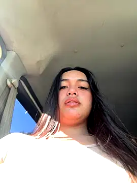 Snapshot of urasianlady chatting on October 2025 06:54:02 AM urasianlady online show from October 2025 06:54:02 AM