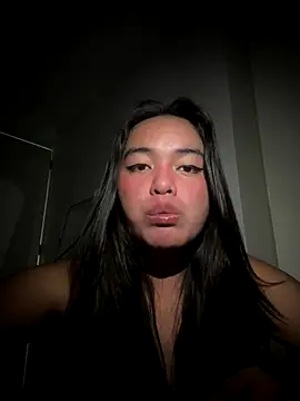 Snapshot of urasianlady chatting on November 2025 12:31:01 PM urasianlady online show from November 2025 12:31:01 PM