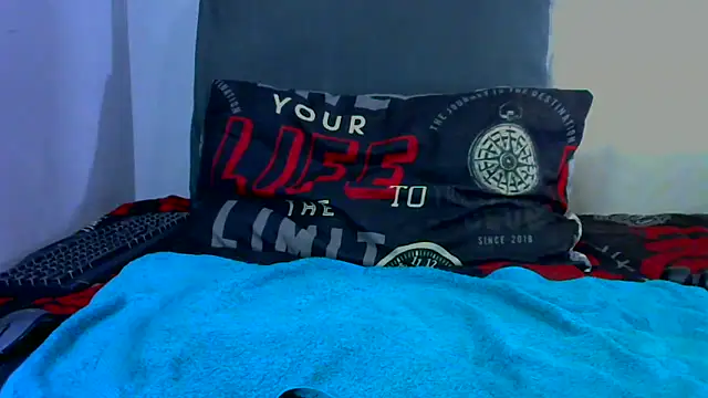 shy-lillyX22 online show from October 2025 11:18:02 PM