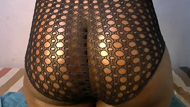 Snapshot of shy-lillyX22 chatting on December 2025 06:41:02 AM shy-lillyX22 online show from December 2025 06:41:02 AM