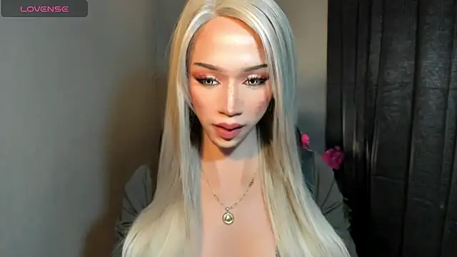 AiraCumSlut online show from April 2026 02:35:01 PM