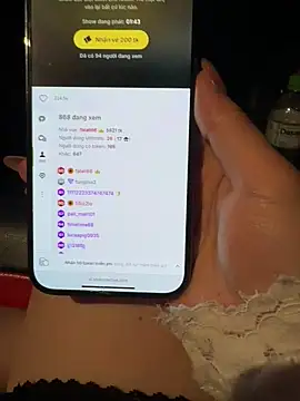 Meii-meyy online show from March 2026 06:22:02 PM