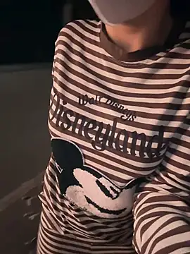 Meii-meyy online show from March 2026 04:45:01 PM