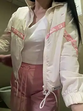 Meii-meyy online show from March 2026 05:24:02 PM