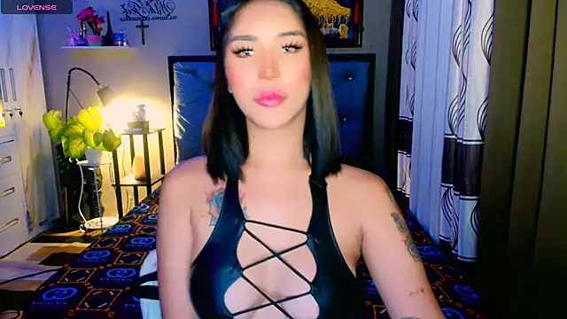 Franchesca Trans online show from November 2025 02:15:02 AM